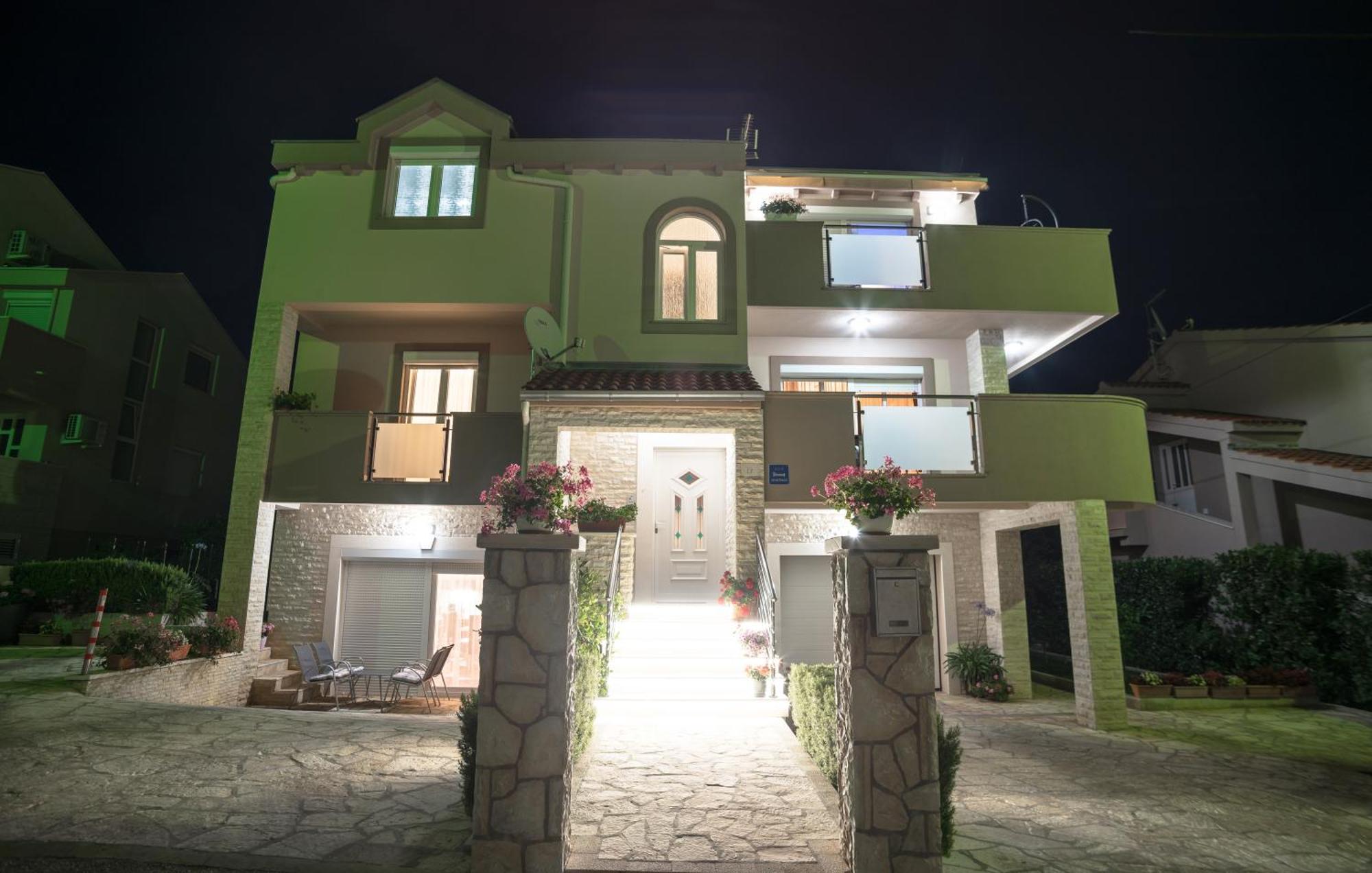 Kristina Apartments Zadar Luaran gambar